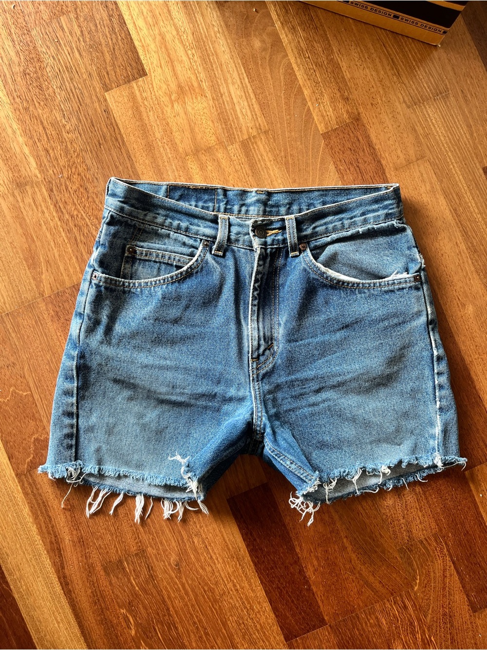 Vintage Levi's Light Blue Cutoff Jean Shorts Size 32